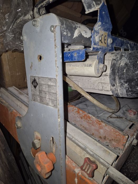 Maquina de cortar cerâmicos e pedra