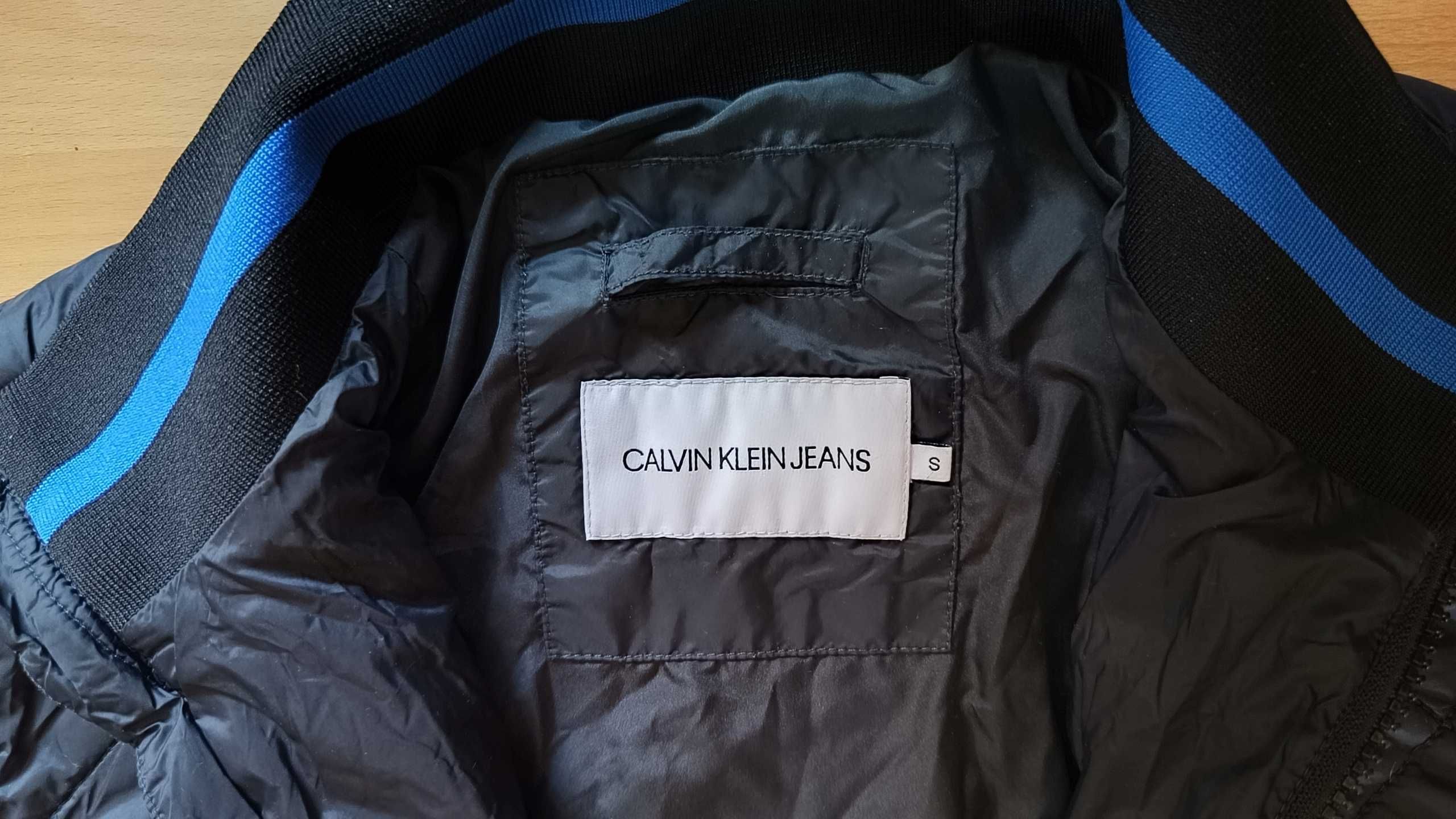 Męska kurtka przejściowa CALVIN KLEIN JEANS r.S pikowana stan b.dobry