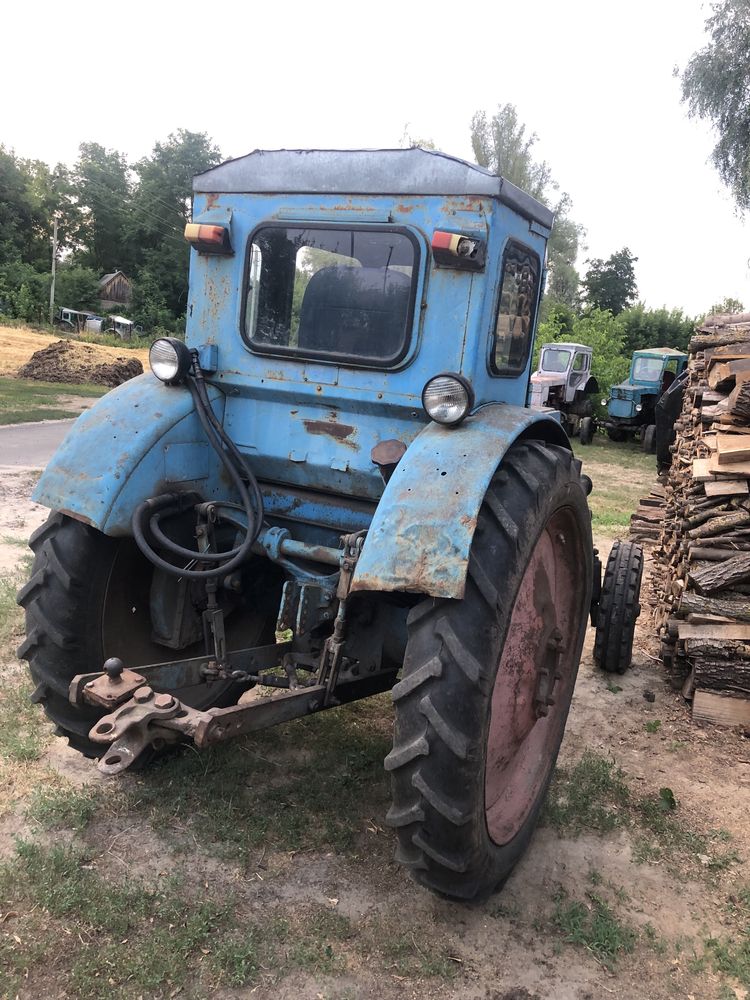 Продам трактор Т40