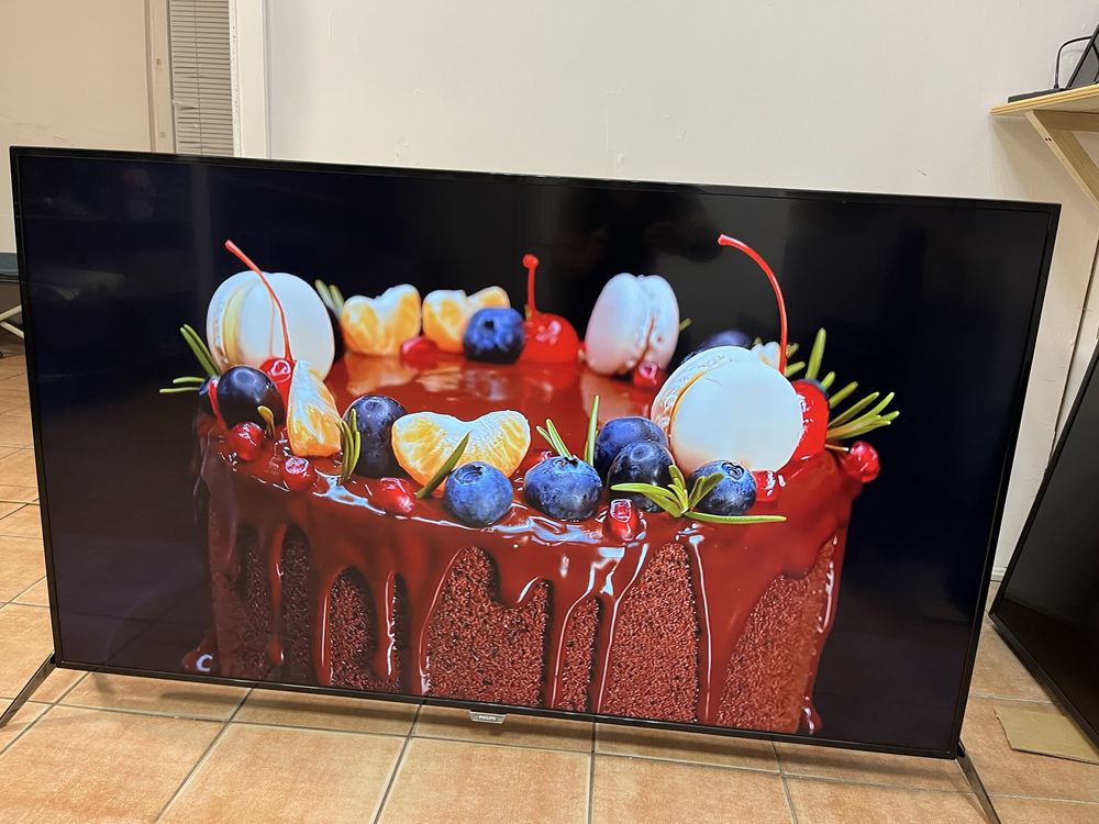 Телевізор філіпс 65 діагональ ,4k smart