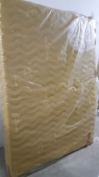 Colchão casal com vibromassagem