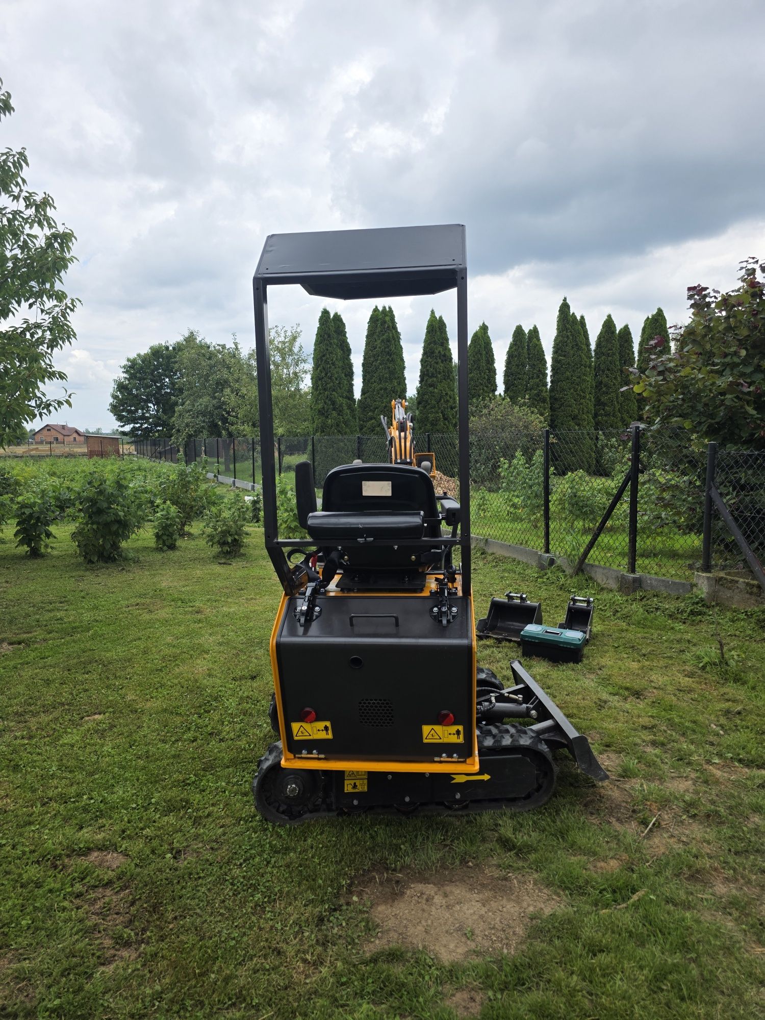 Minikoparka Berger BK800BS 3 łyżki ZESTAW