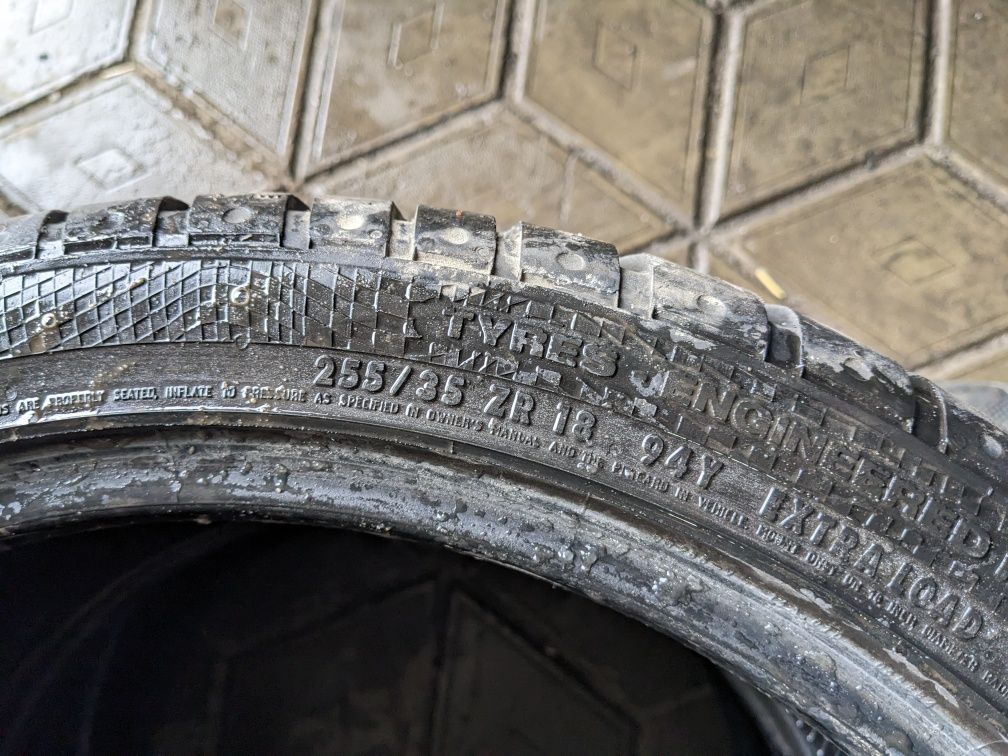 255/35R18 94Y Continental