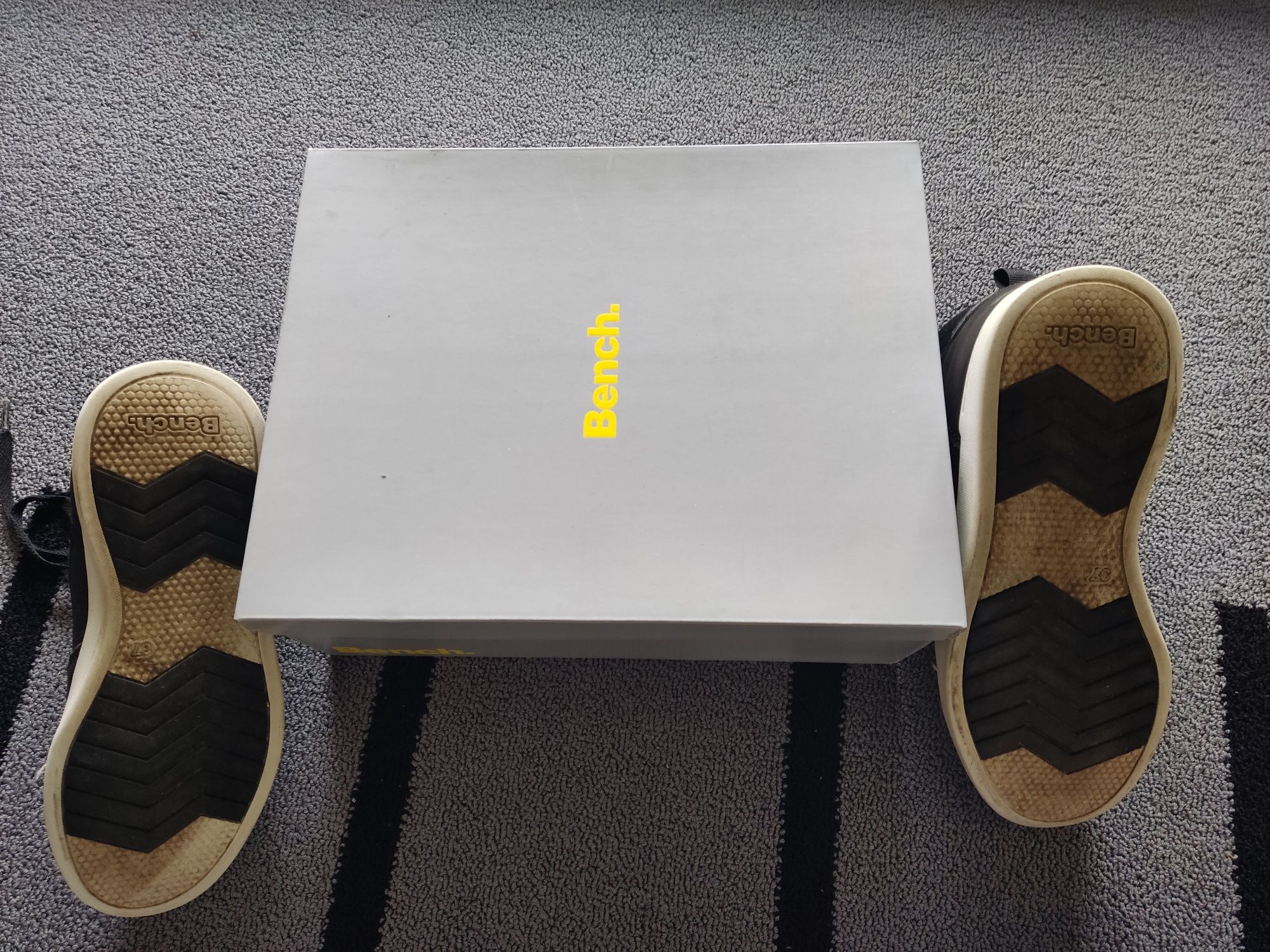 Buty zimowe sneakersy Bench r.37