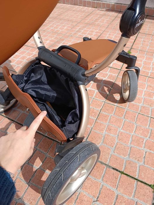 Carrinho de bebé MIMA