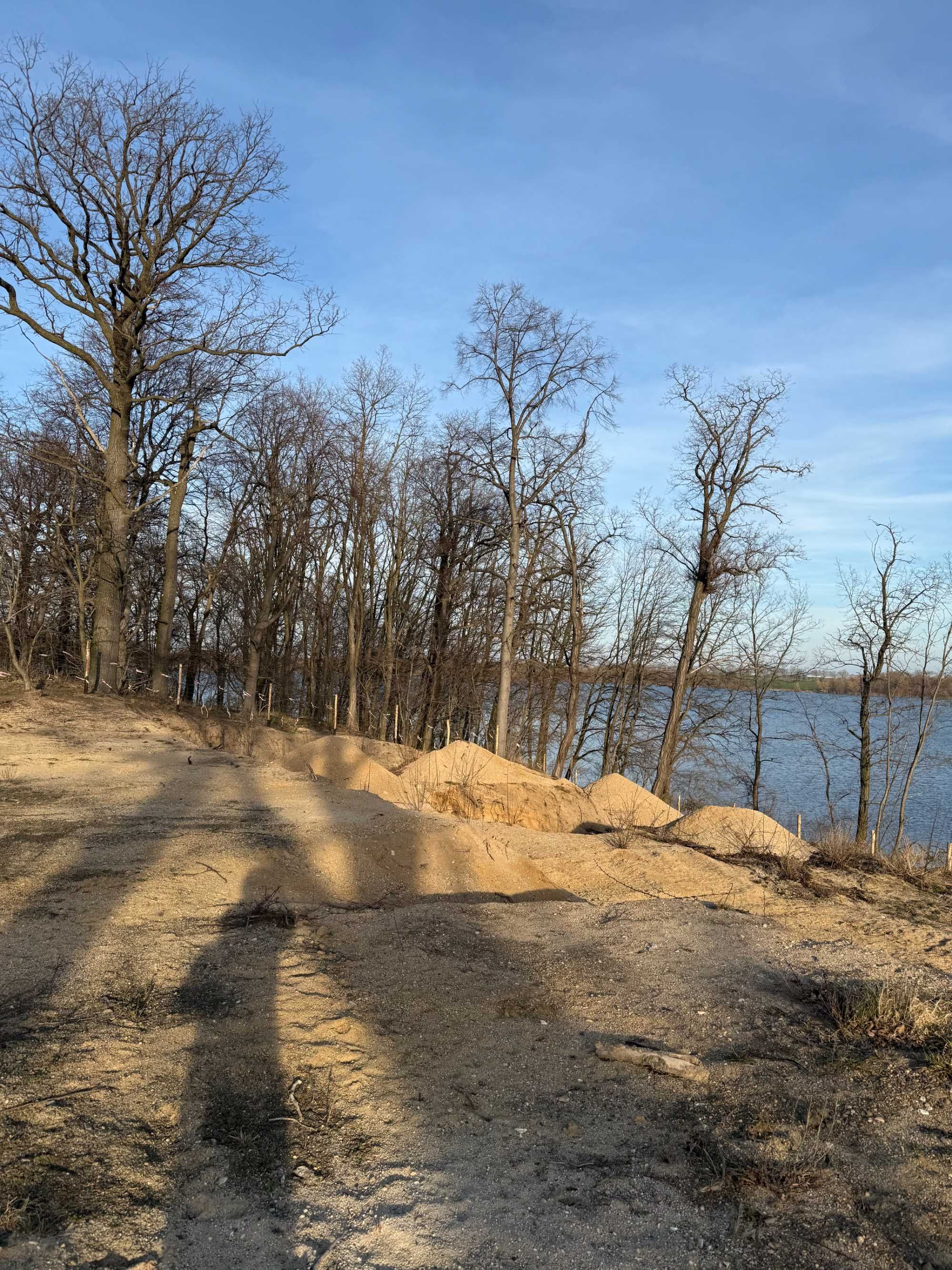 Działki rekreacyjne nad Jeziorem Żarskim (Zalew Słup)