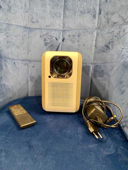 Проєктор TouYinger H6 Pro