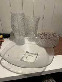 Kryształy wazon i miska oraz szklana patera