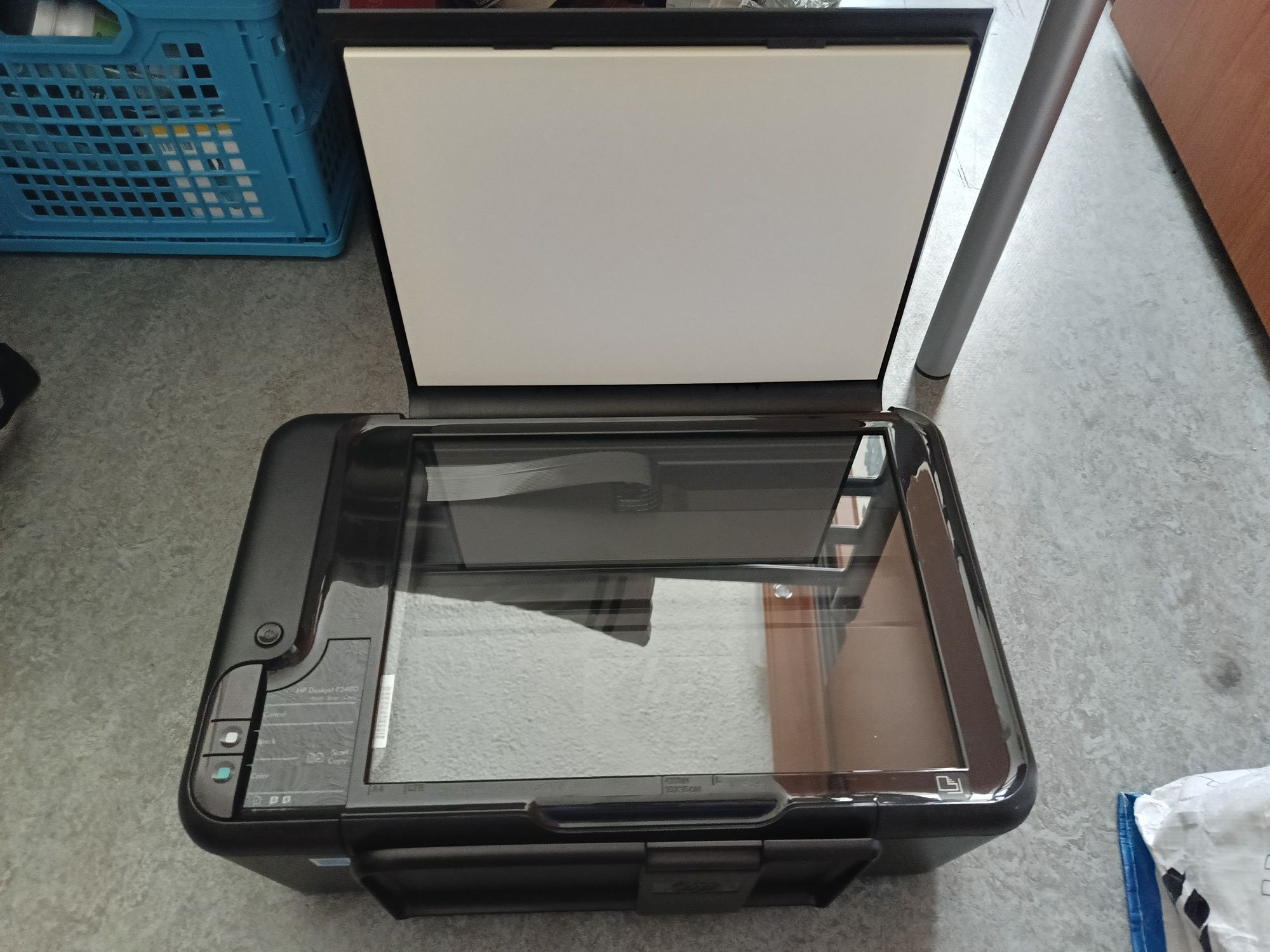 Продам мфу HP f2480