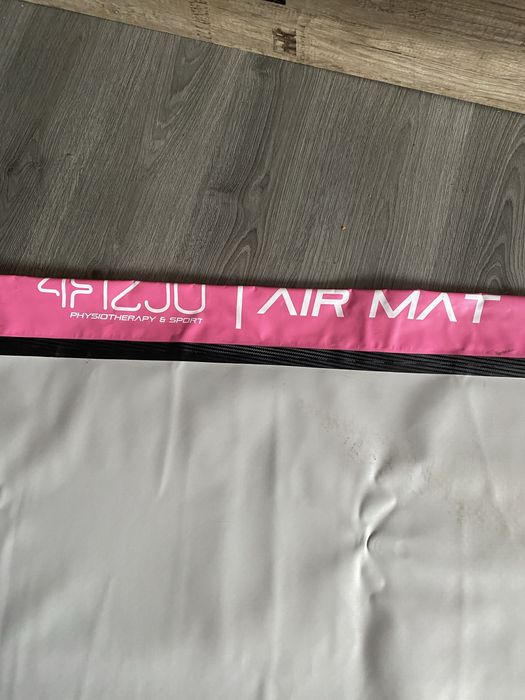 Mata gimnastyczna dmuchana 4m