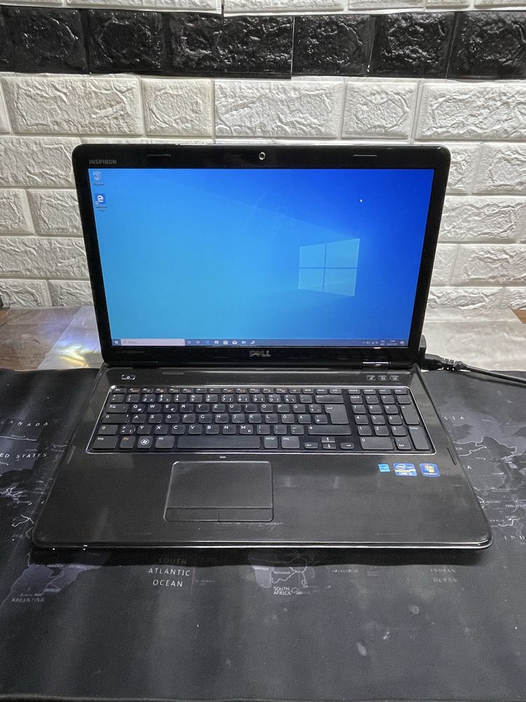 Ноутбук Dell inspiron N7110