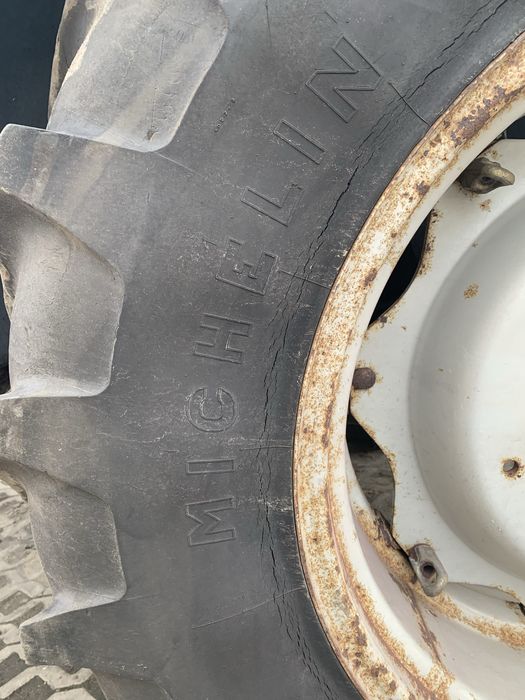 Sprzedam opony rolnicze Michelin 16,9  R 34