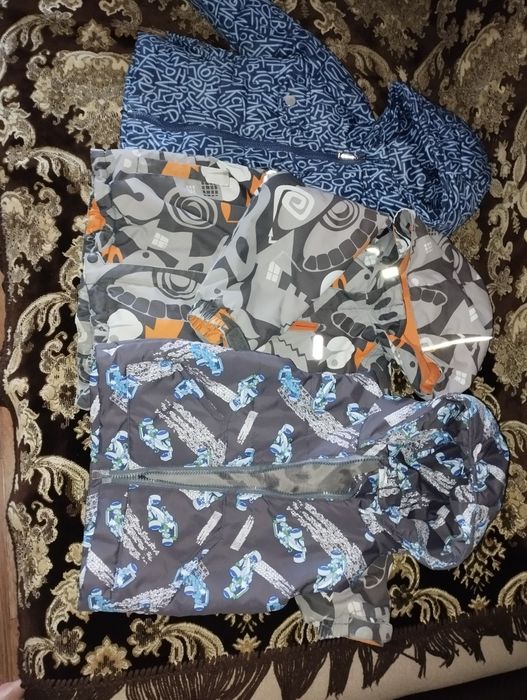 Продаю набір дитячих речей осінь - зима