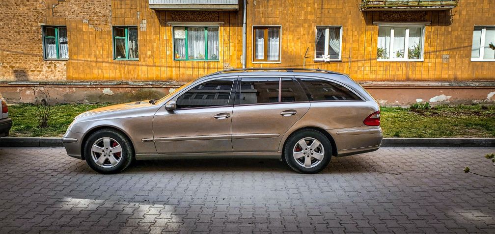 Mercedes Benz w211 e220 мерседес 211 2.2cdi