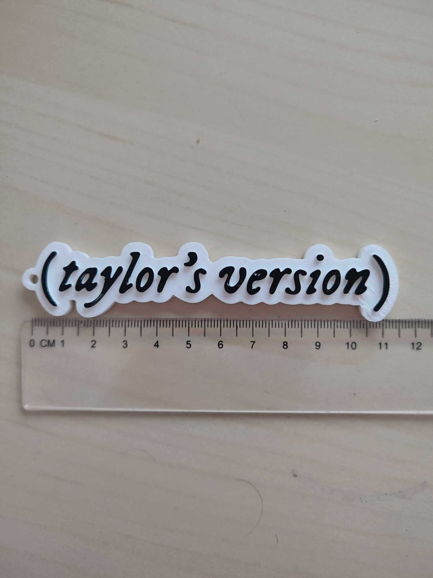 Breloczek napis Taylor's Version