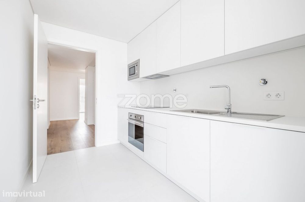 Apartamento T3 R/C Novo, Condomínio Colina do Outeiro, Seixal