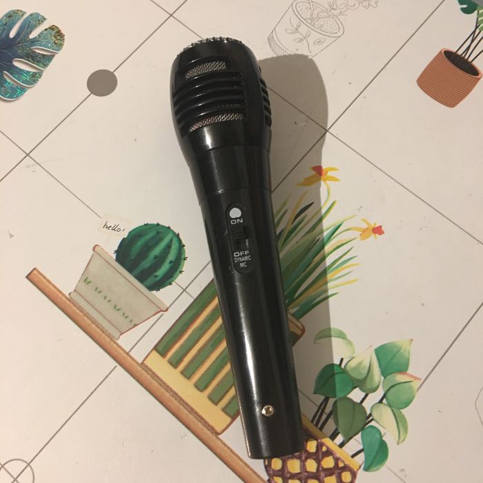 Mikrofon dynamiczny do karaoke