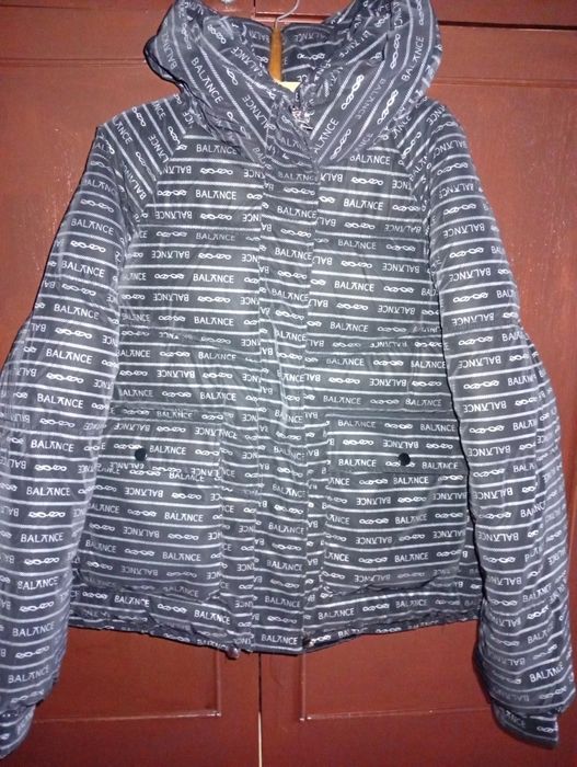 Продам куртку зимнюю