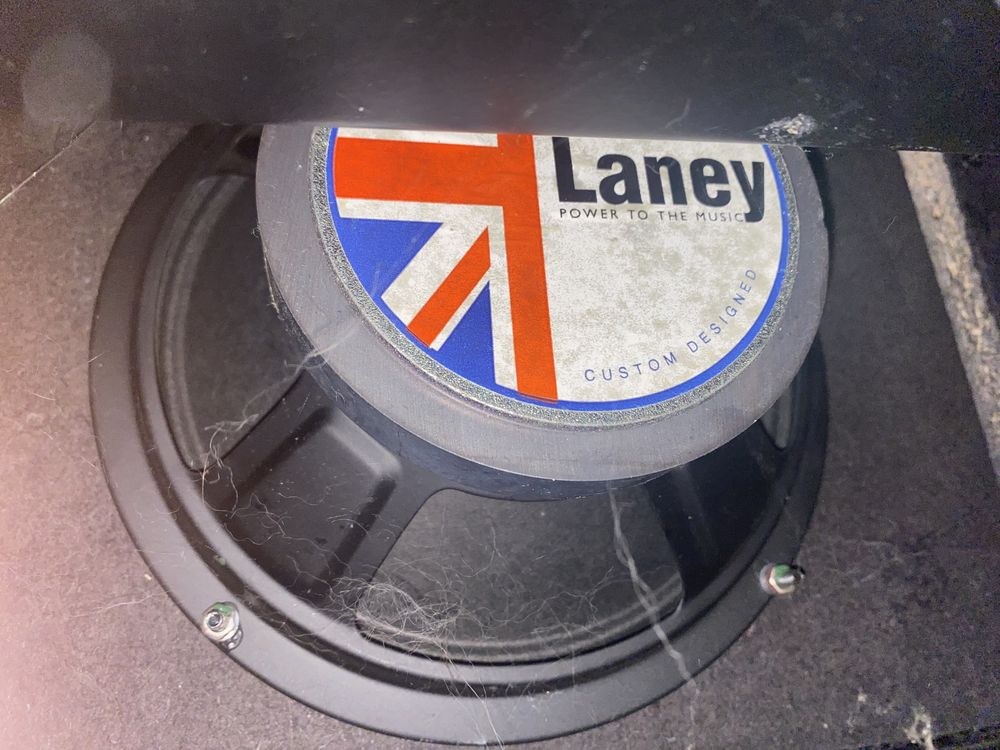 Комбоусилитель  Laney 20