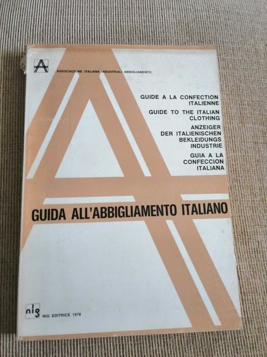 Livro Anuário 1983, Livro do Século XX e outros