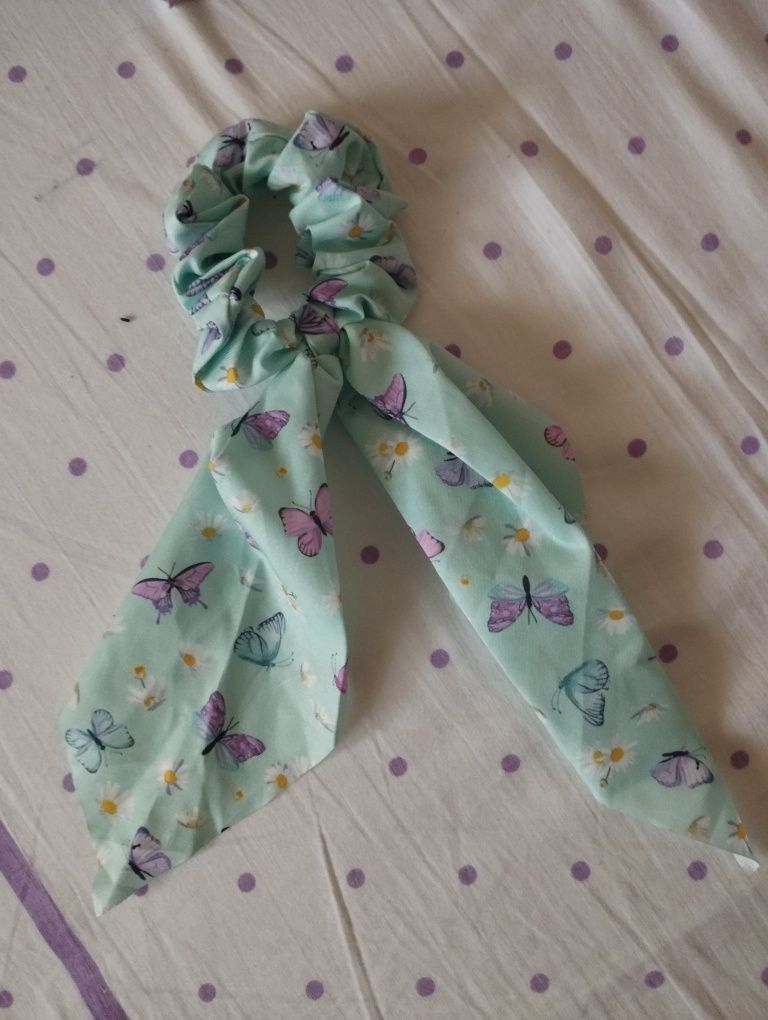 Zestaw 5 frotek scrunchie z wstążkami