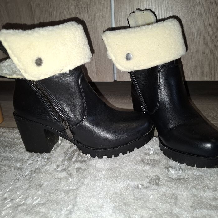 Ботінки, сапожки, чобітки весняні зимові