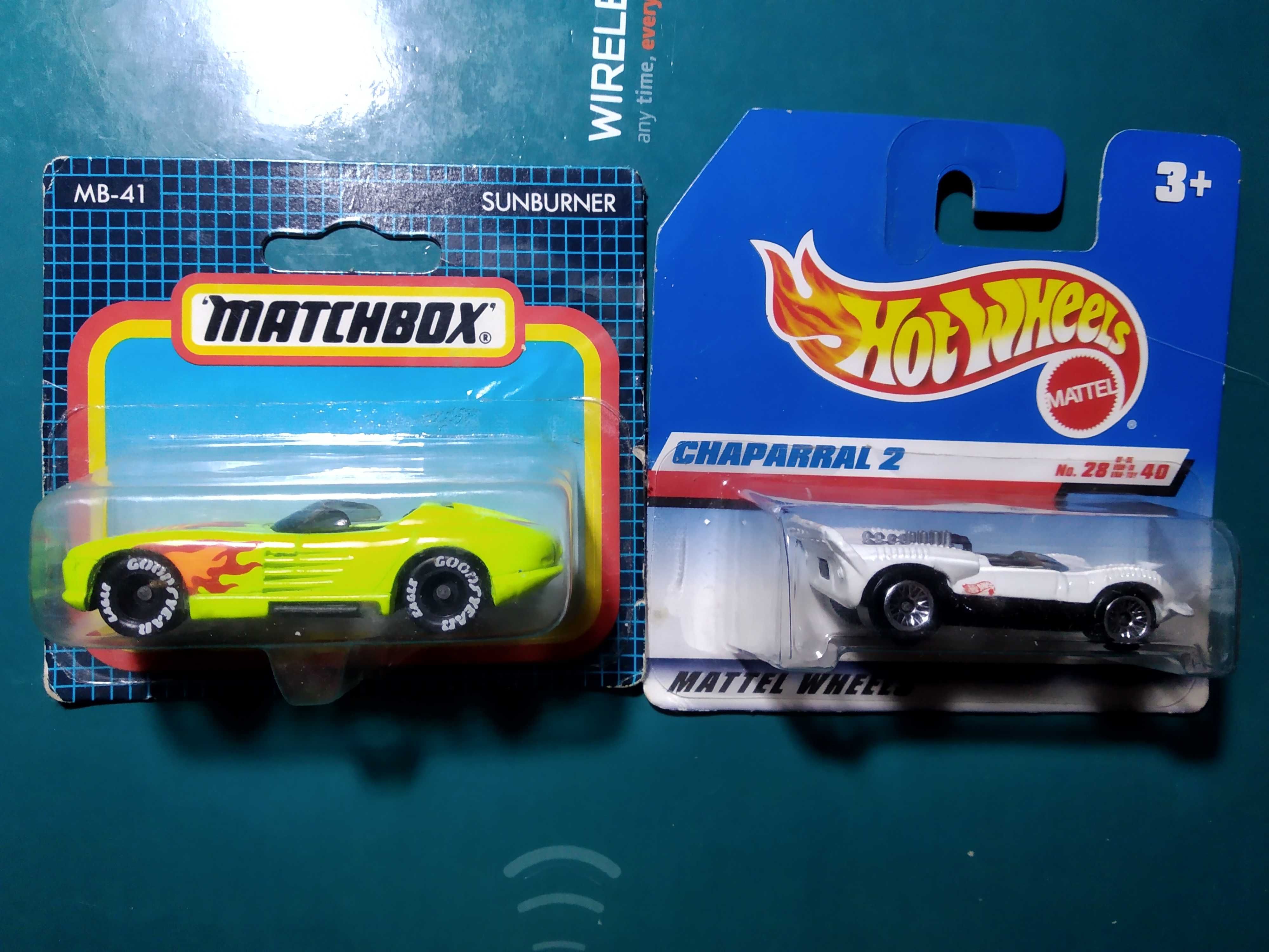 Matchbox - Sunburner e Hotwheels - Chaparral 2