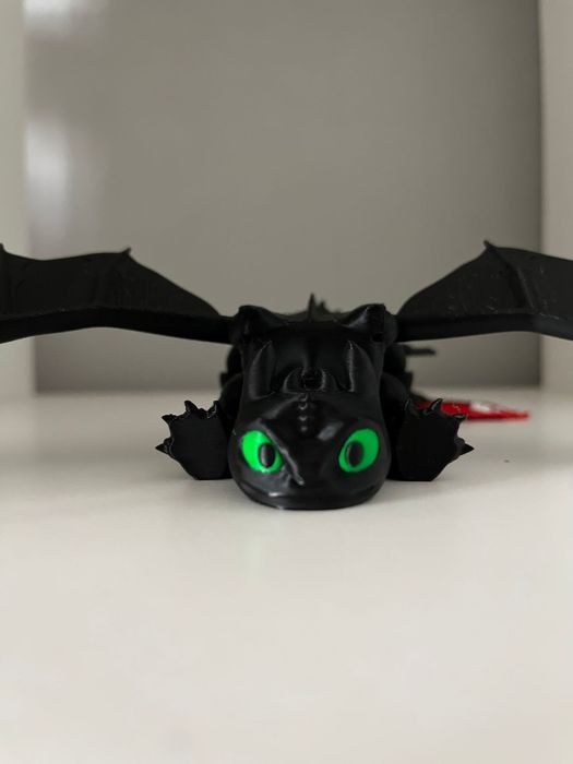 Smok Szczerbatek Jak wytresować smoka Nocna Furia - ruchoma figurka 3d