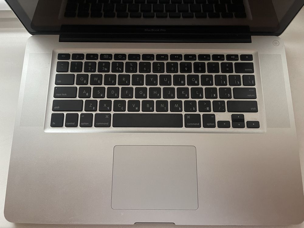 Продам Mac Book Pro