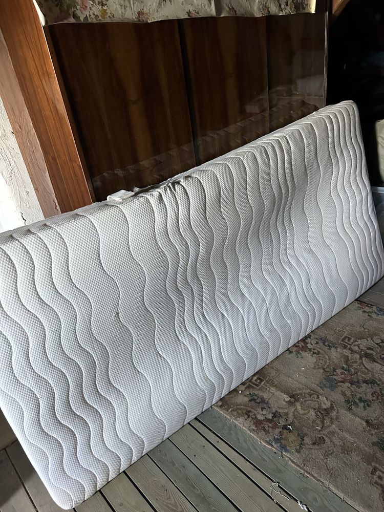 Dwa materace 100x200