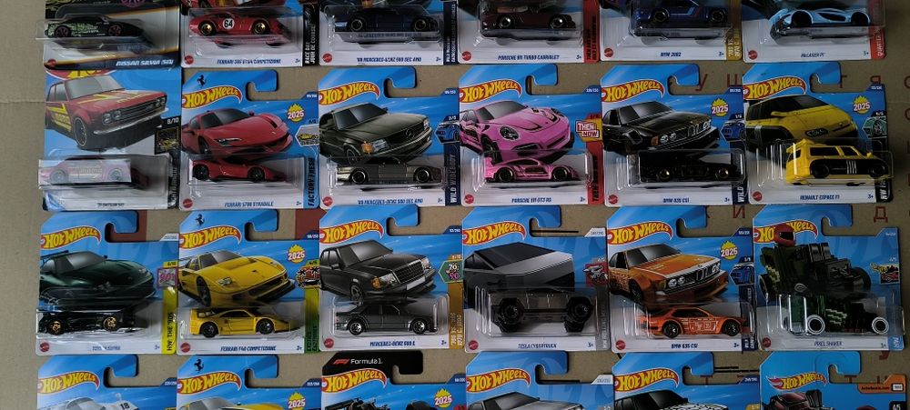 NEW! 2025 FERRARI Hot Wheels/Хот Вилс Mainline