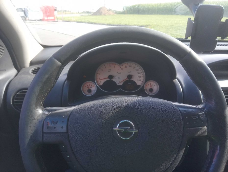 Opel Corsa C 2004r. 1 .3CDTi diesel.