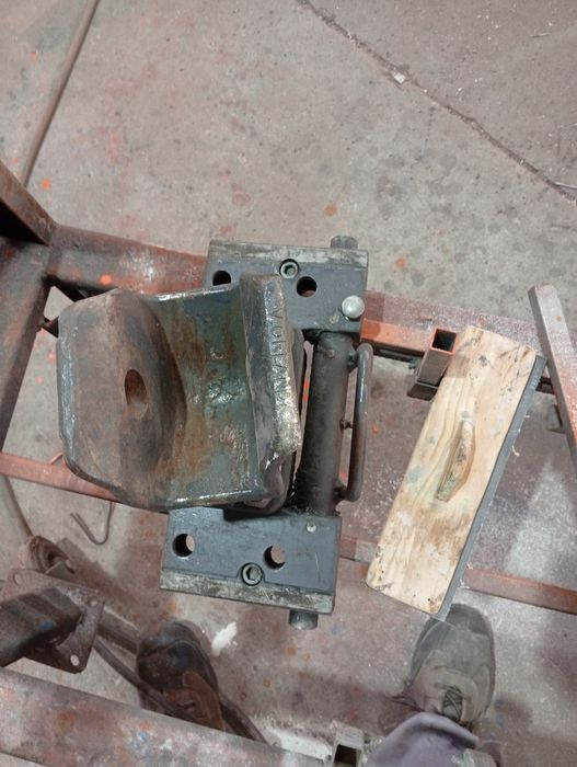 Engate de reboque para trator