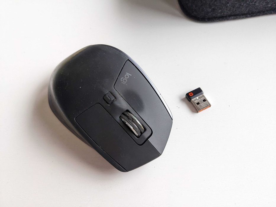 Mysz bezprzewodowa Logitech 2s Graphite - gratis etui