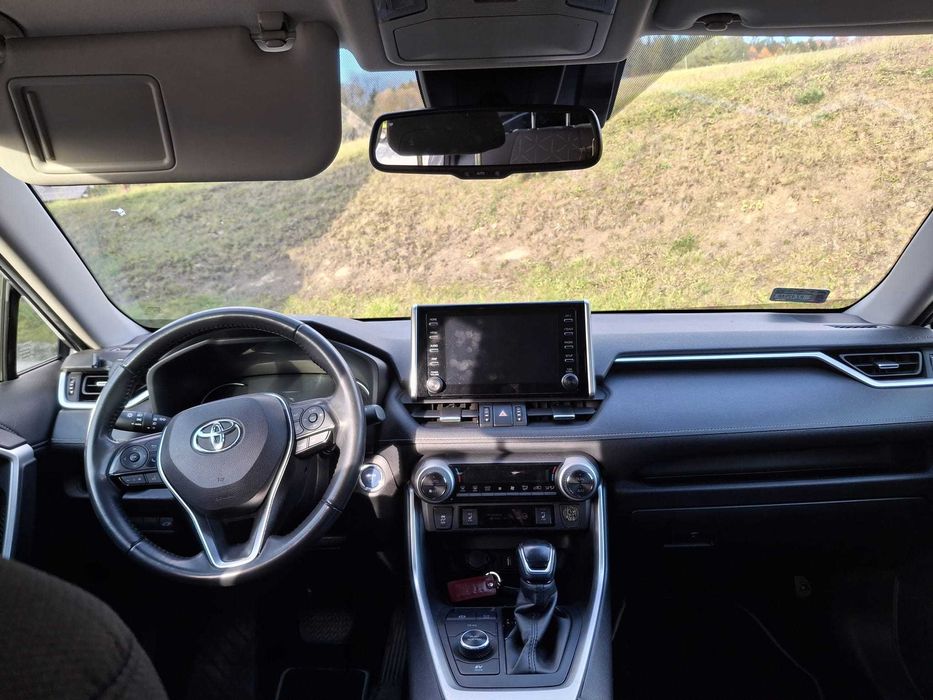 Toyota RAV 4 Hybtyd 2021 r. Na gwarancji. Bezwypadkowa. Garażowana.