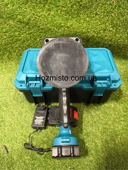 Вибрационная присоска для плитки 120 кг, аккумуляторная Makita TRU2500