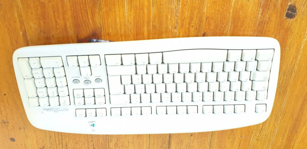 Teclados de computador usados