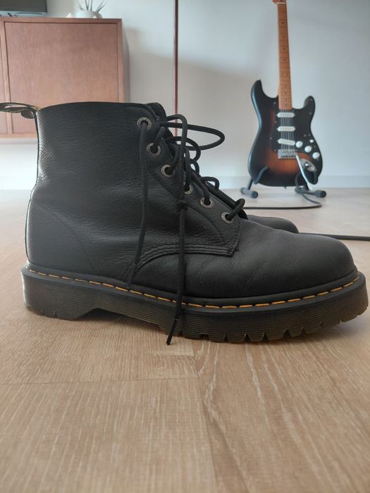 Botas pretas Dr. Martens n44