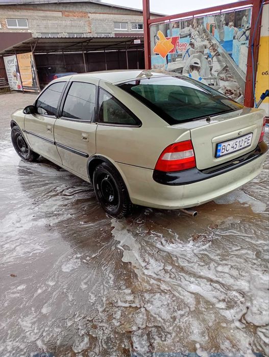 Продам Опель вектра б