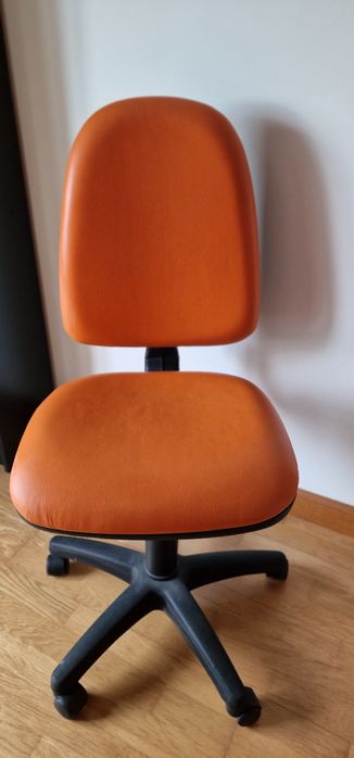 Cadeira de Secretária Laranja