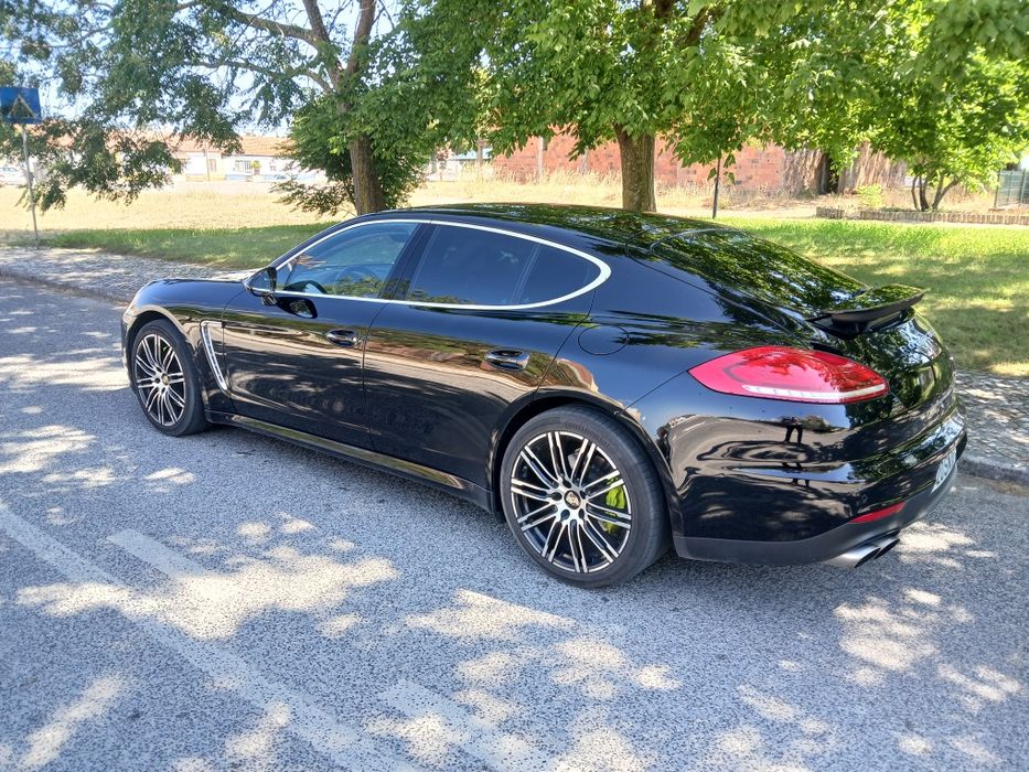 Porsche P. S E-Hybrid 416cv