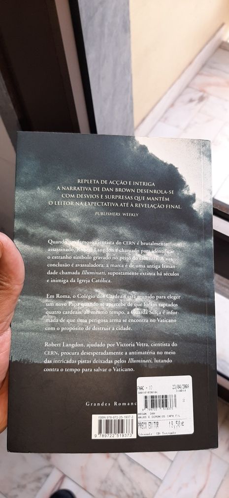 Livro em muito bom estado Faço entrega domicílio