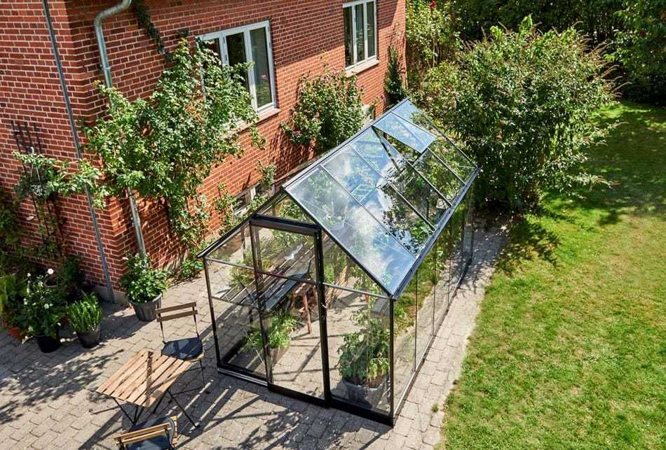 szklarnia ogrodowa szklana halls qube 6,4m²