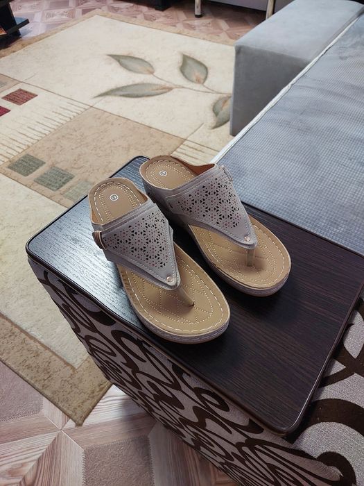 Жіночі літні босоніжки