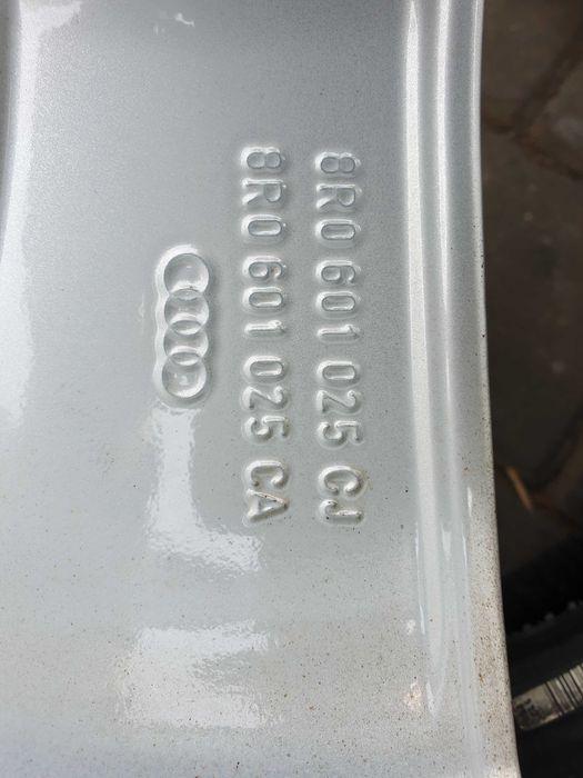 Felgi aluminiowe Audi 5x112 20" 8,5j et33 Seat Skoda Vw itp.