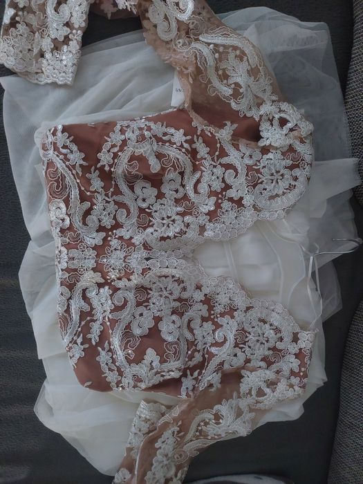 Suknia rozm. M z metką