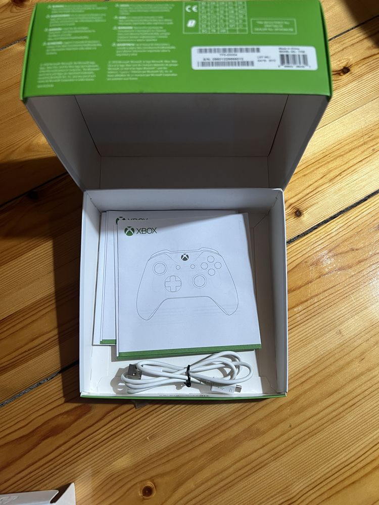 Comando Xbox pouco usado