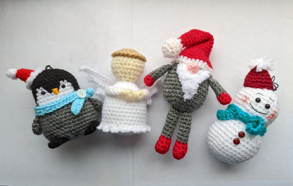 Новогодние вязаные игрушки,Санта,олень,мишка, пингвин,ангел,гном