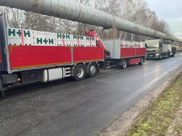 Usługi transportowe HDS, Transport pustaków, kostki brukowej, maszyn.