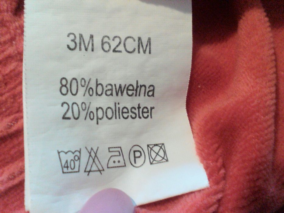 10. Komplet dwuczęściowy dziecięcy rozmiar 62